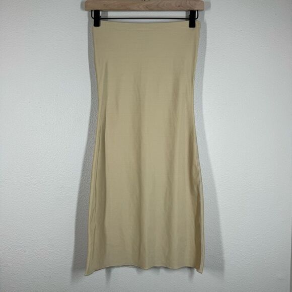 Spanx Hide and Sleek Strapless Slip Shapewear Dress Nude Beige Size Medium - Picture 3 of 3